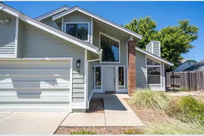 6 River Village Court, Sacramento, CA 95831 - Photo 5
