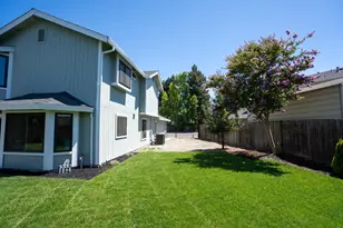 6 River Village Ct, Sacramento, CA 95831 - Photo 39