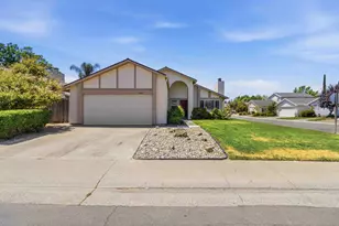 4214 Thornhill Dr, Sacramento, CA 95826 - Photo 3