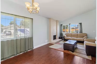 4214 Thornhill Drive, Sacramento, CA 95826 - Photo 9