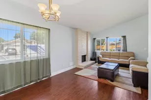 4214 Thornhill Dr, Sacramento, CA 95826 - Photo 9