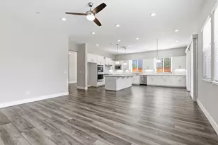 1224 Wadsworth Cir, Roseville, CA 95747 - Photo 17