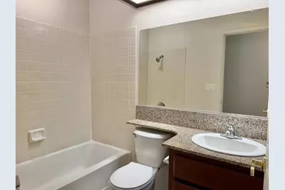 8561 Vintage Park Drive, Sacramento, CA 95828 - Photo 19