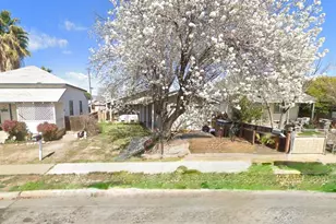 164 Jackson St, Coalinga, CA 93210 - Photo 1