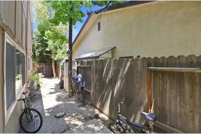 2213 Roselake Avenue, Sacramento, CA 95825 - Photo 15