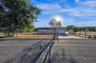 766 E Frisbee Ln, French Camp, CA 95231 - Photo 1