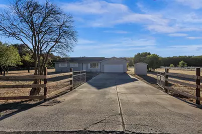 766 E Frisbee Lane, French Camp, CA 95231 - Photo 5