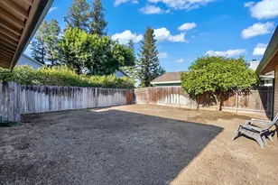 975 Doe Ct, Merced, CA 95340 - Photo 23