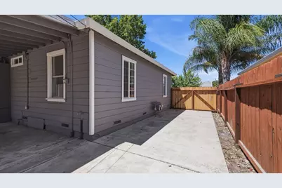 2418 E Park Street, Stockton, CA 95205 - Photo 23