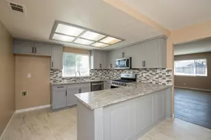 1621 Davis St, Ripon, CA 95366 - Photo 9