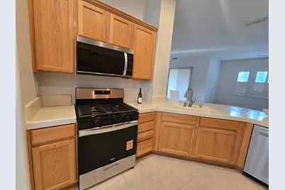 2723 Granite Park Lane, Elk Grove, CA 95758 - Photo 13