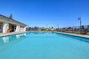 2723 Granite Park Ln, Elk Grove, CA 95758 - Photo 57