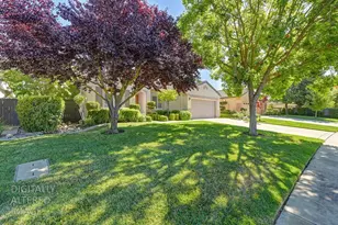 2723 Granite Park Ln, Elk Grove, CA 95758 - Photo 9