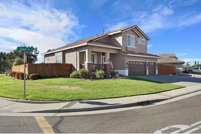 978 Lampard Way, Galt, CA 95632 - Photo 3