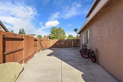 978 Lampard Way, Galt, CA 95632 - Photo 43