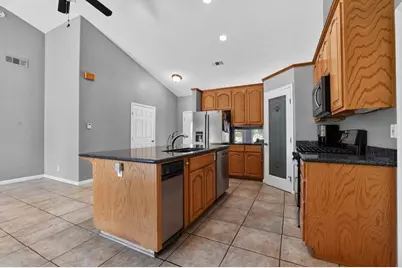 6595 Wisconsin Avenue, Arbuckle, CA 95912 - Photo 17