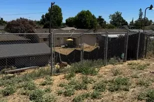 2739 Calariva Dr, Stockton, CA 95204 - Photo 19