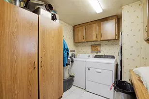 6322 Bayberry Ln, Browns Valley, CA 95918 - Photo 5