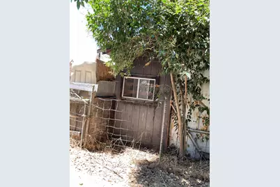 303 Plainsburg Road, Planada, CA 95365 - Photo 17
