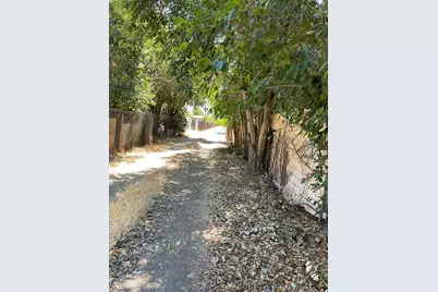 303 Plainsburg Road, Planada, CA 95365 - Photo 19