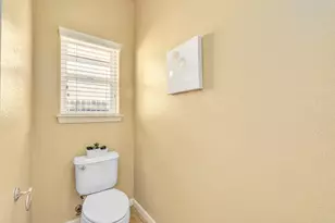 8625 Jocelyn Way, Elk Grove, CA 95758 - Photo 27