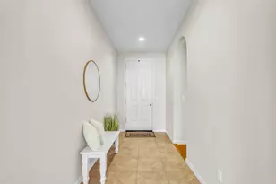 8625 Jocelyn Way, Elk Grove, CA 95758 - Photo 13