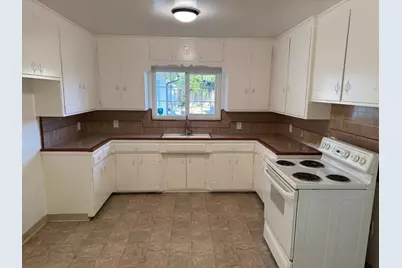 2302 Monte Carlo Avenue, Modesto, CA 95350 - Photo 13