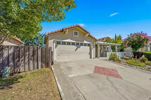 9191 Morgan Point Ct, Elk Grove, CA 95624 - Photo 3