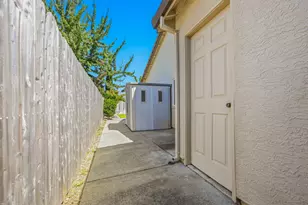 9191 Morgan Point Ct, Elk Grove, CA 95624 - Photo 51
