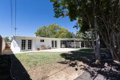 8876 Elk Way, Elk Grove, CA 95624 - Photo 43
