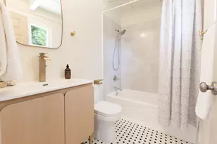 8876 Elk Way, Elk Grove, CA 95624 - Photo 33