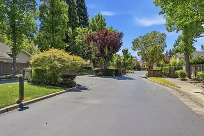 400 Hersham Court, Roseville, CA 95661 - Photo 31