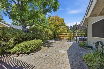 400 Hersham Court, Roseville, CA 95661 - Photo 23