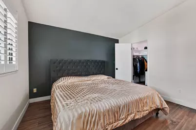 7700 Harvest Woods Drive, Sacramento, CA 95828 - Photo 19