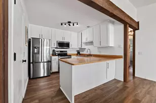 7700 Harvest Woods Dr, Sacramento, CA 95828 - Photo 9
