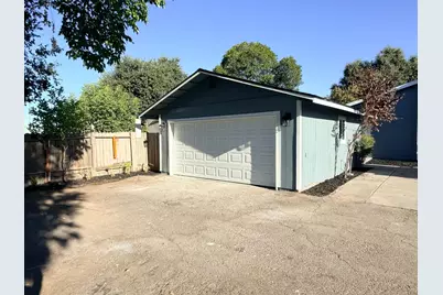 4049 Farmington Road, Stockton, CA 95215 - Photo 3