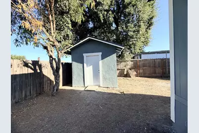 4049 Farmington Road, Stockton, CA 95215 - Photo 11