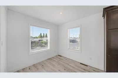E F Street #14, Oakdale, CA 95361 - Photo 7