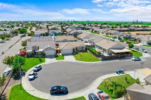 737 Fume Blanc Ct, Los Banos, CA 93635 - Photo 45