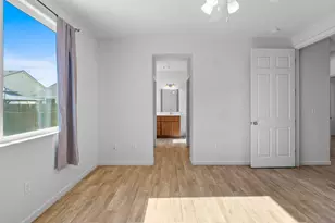 737 Fume Blanc Ct, Los Banos, CA 93635 - Photo 23