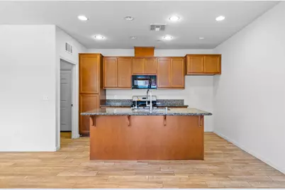 737 Fume Blanc Court, Los Banos, CA 93635 - Photo 11