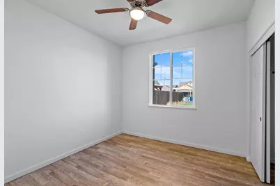 737 Fume Blanc Court, Los Banos, CA 93635 - Photo 19