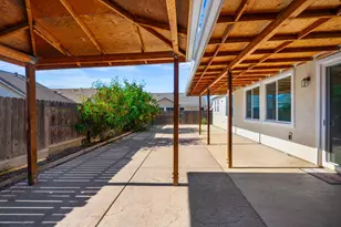 737 Fume Blanc Ct, Los Banos, CA 93635 - Photo 37