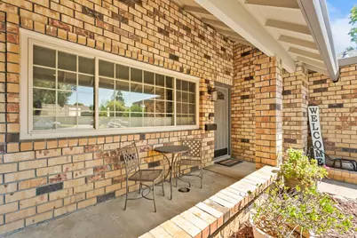 8907 Trujillo Way, Sacramento, CA 95826 - Photo 5