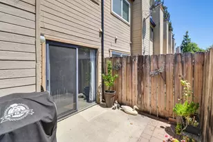 2250 Scarborough Dr, Lodi, CA 95240 - Photo 27
