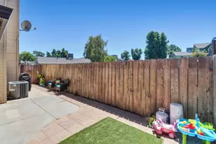2250 Scarborough Dr, Lodi, CA 95240 - Photo 25