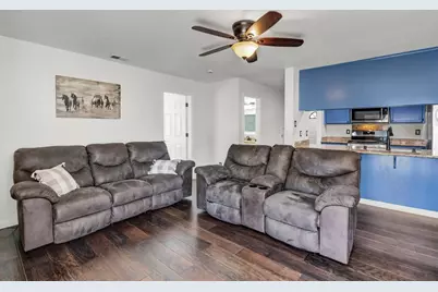 2250 Scarborough Drive #56, Lodi, CA 95240 - Photo 5