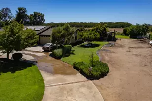 24333 E Hwy 26, Linden, CA 95236 - Photo 5