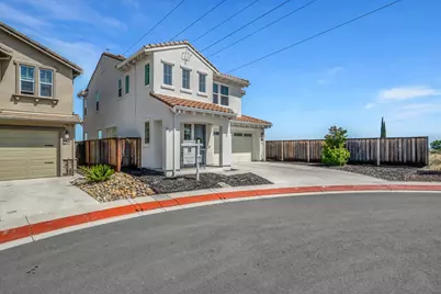 2754 Lily Court, Antioch, CA 94531 - Photo 3