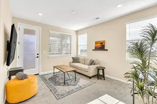9326 Mystic Lake Alley, Sacramento, CA 95829 - Photo 13